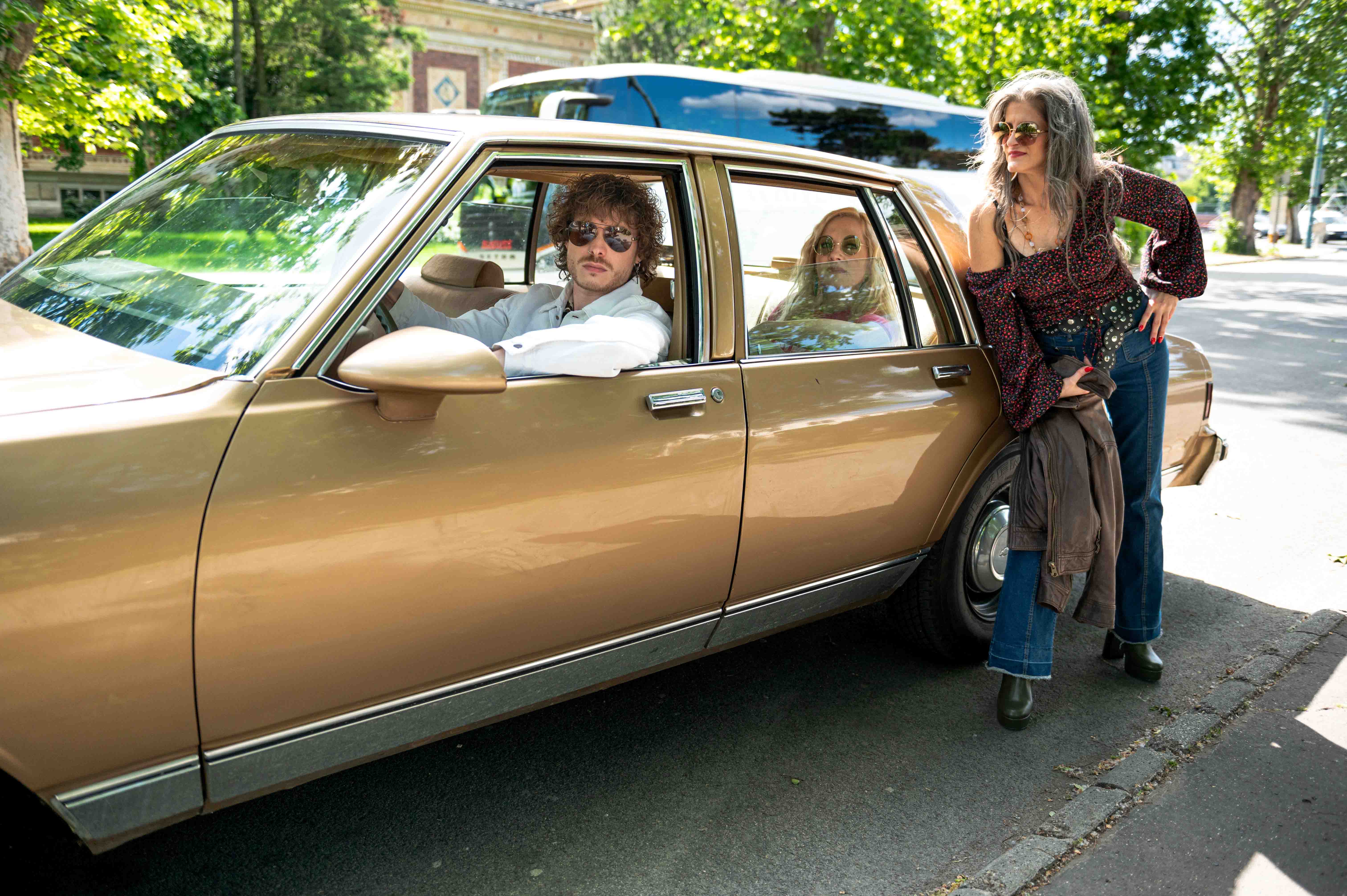 Vintage Chevrolet Caprice Classic 70s fashion photoshoot